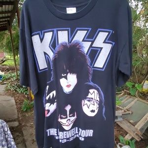 LOWERED 20% Kiss vintage tshirt Farewell Tour 2000